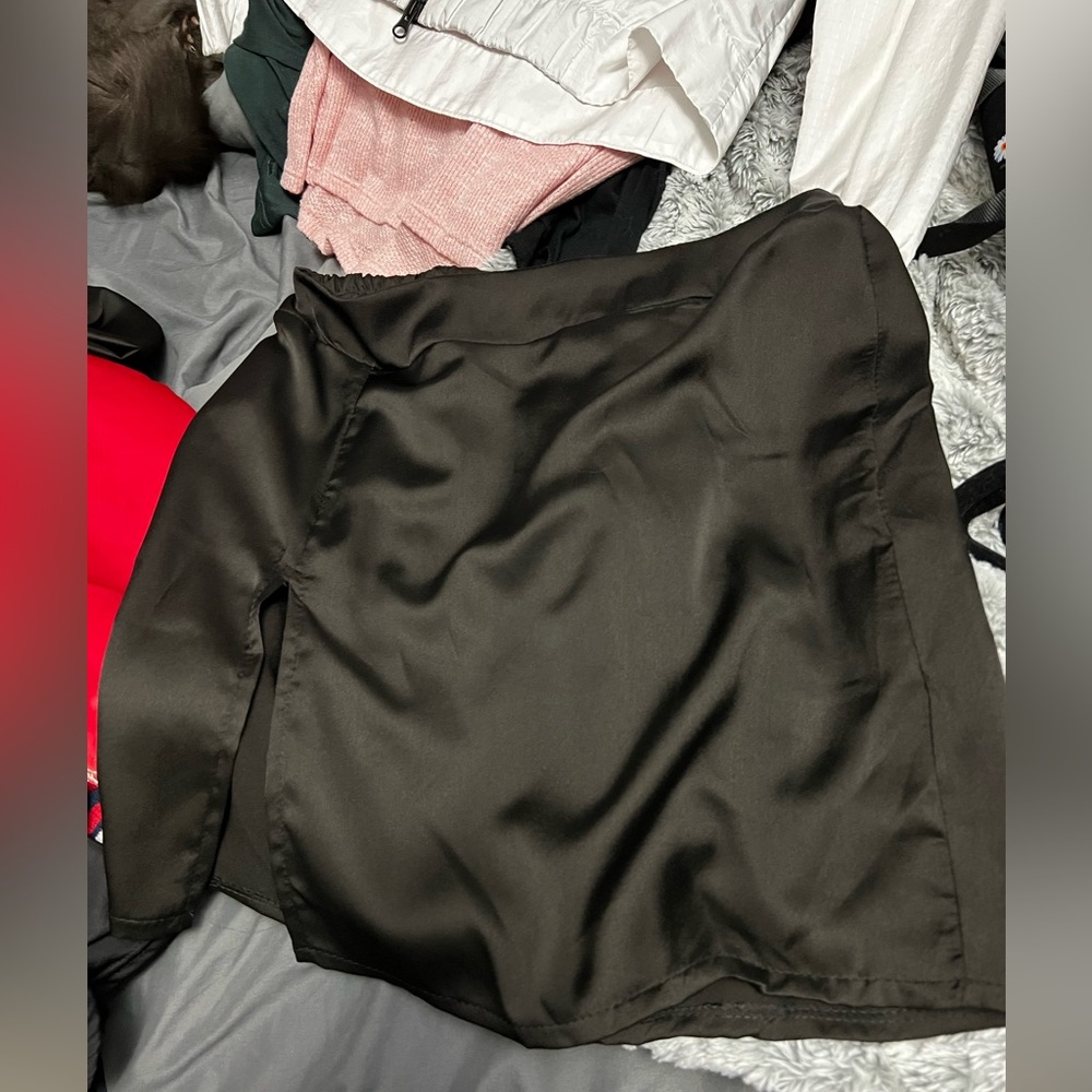Boohoo slit skirt